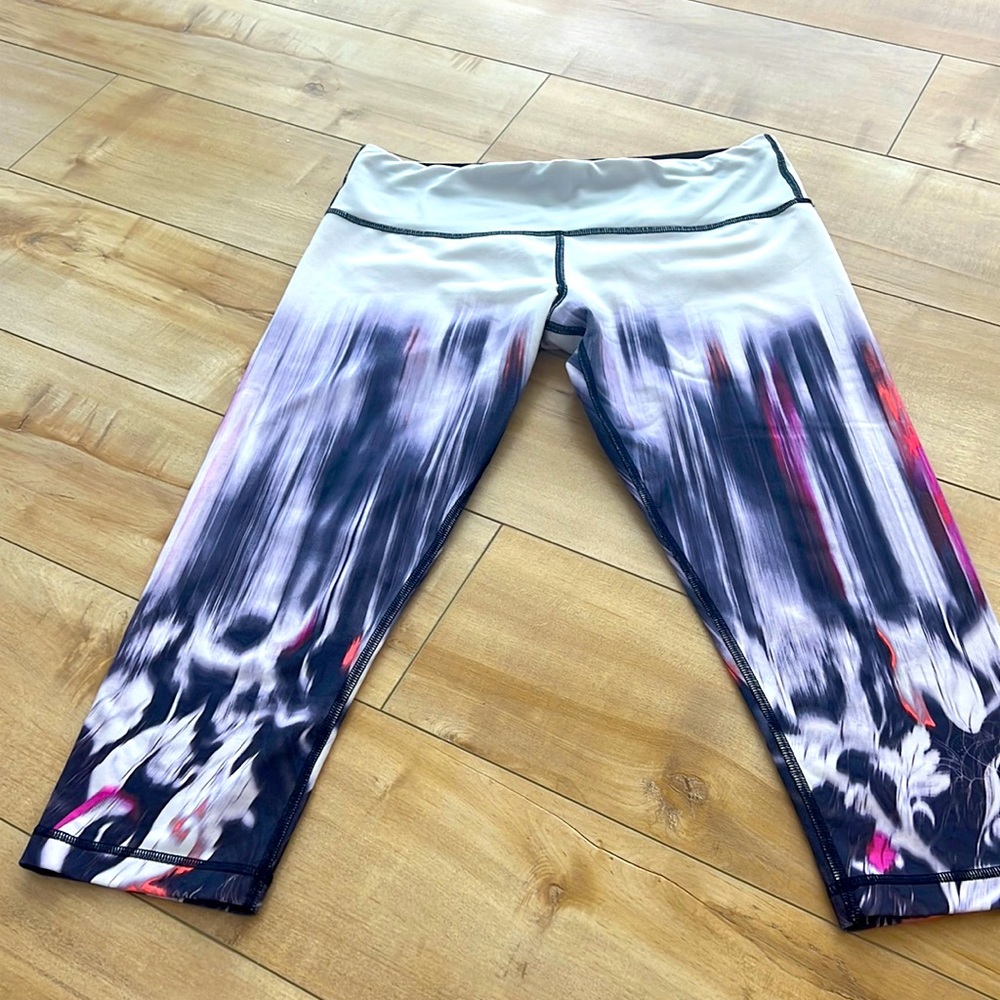 Lululemon knee length leggings